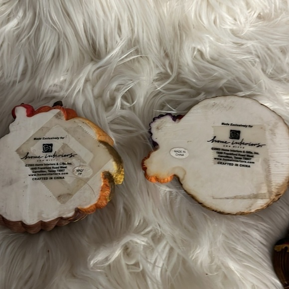 Vintage set of 2 HOMCO Thanksgiving trinket bear boxes. - Picture 5 of 6